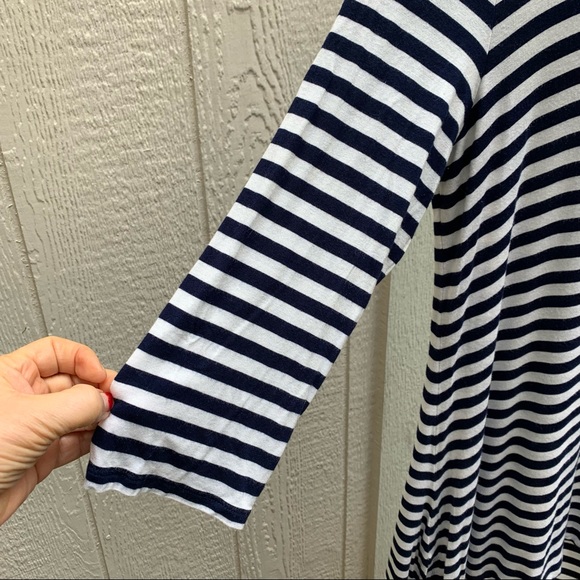 Soft surroundings size large, blue/white striped dress, asymmetrical hem, soft - Picture 4 of 6
